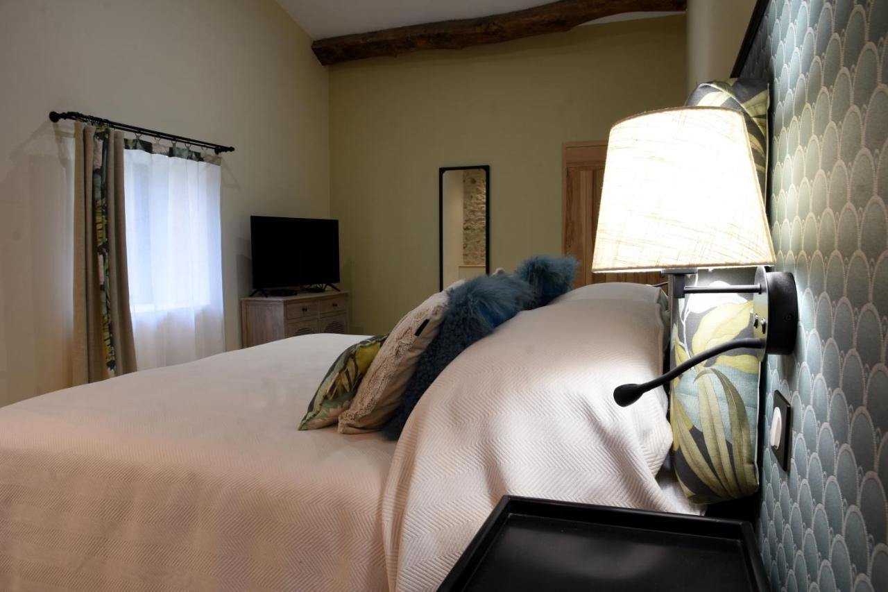 Girauderies Chambres D'Hotes/B+B Floirac  Екстериор снимка