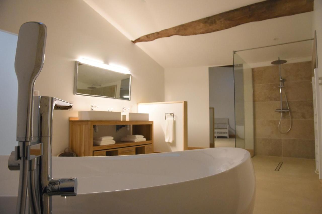 Girauderies Chambres D'Hotes/B+B Floirac  Екстериор снимка